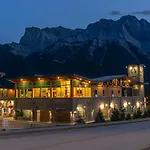 Canmore Downtown Hostel
